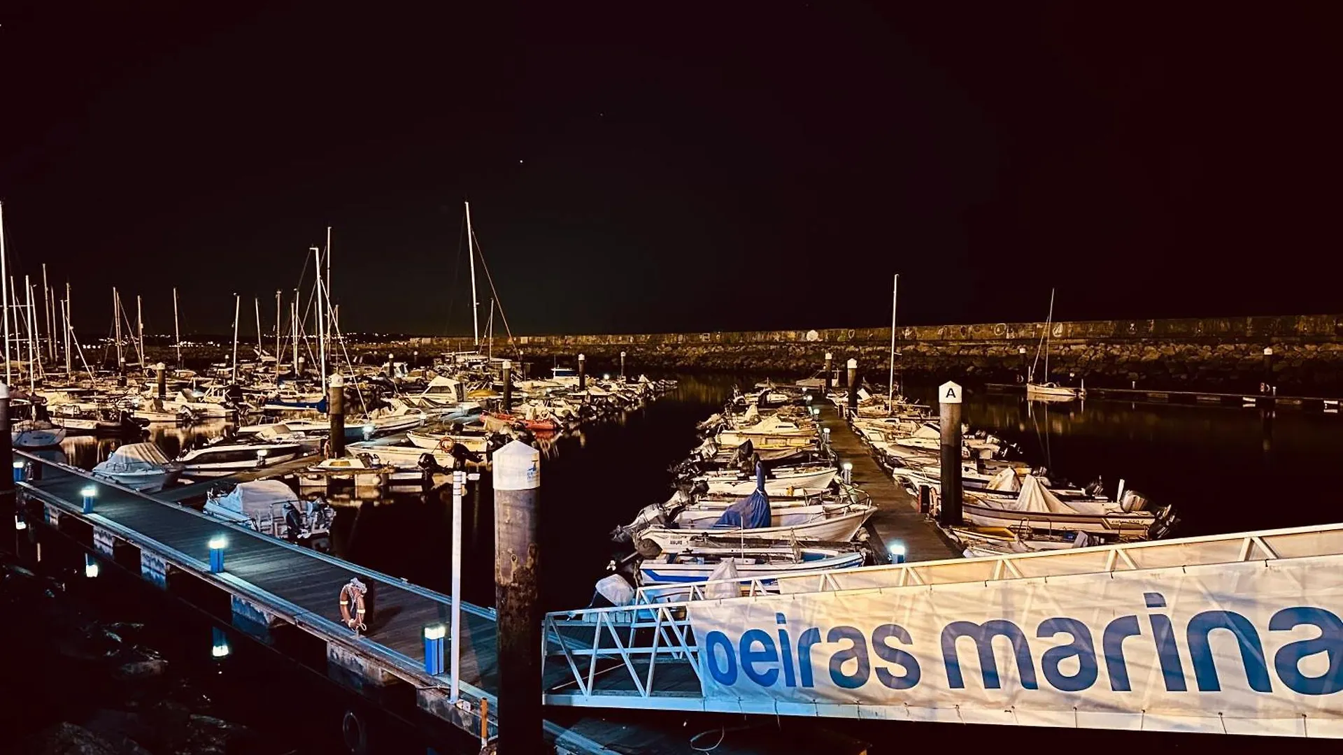 Botel Sleep Aboard A Modern Sailboat In Oeiras Hotel Portugal